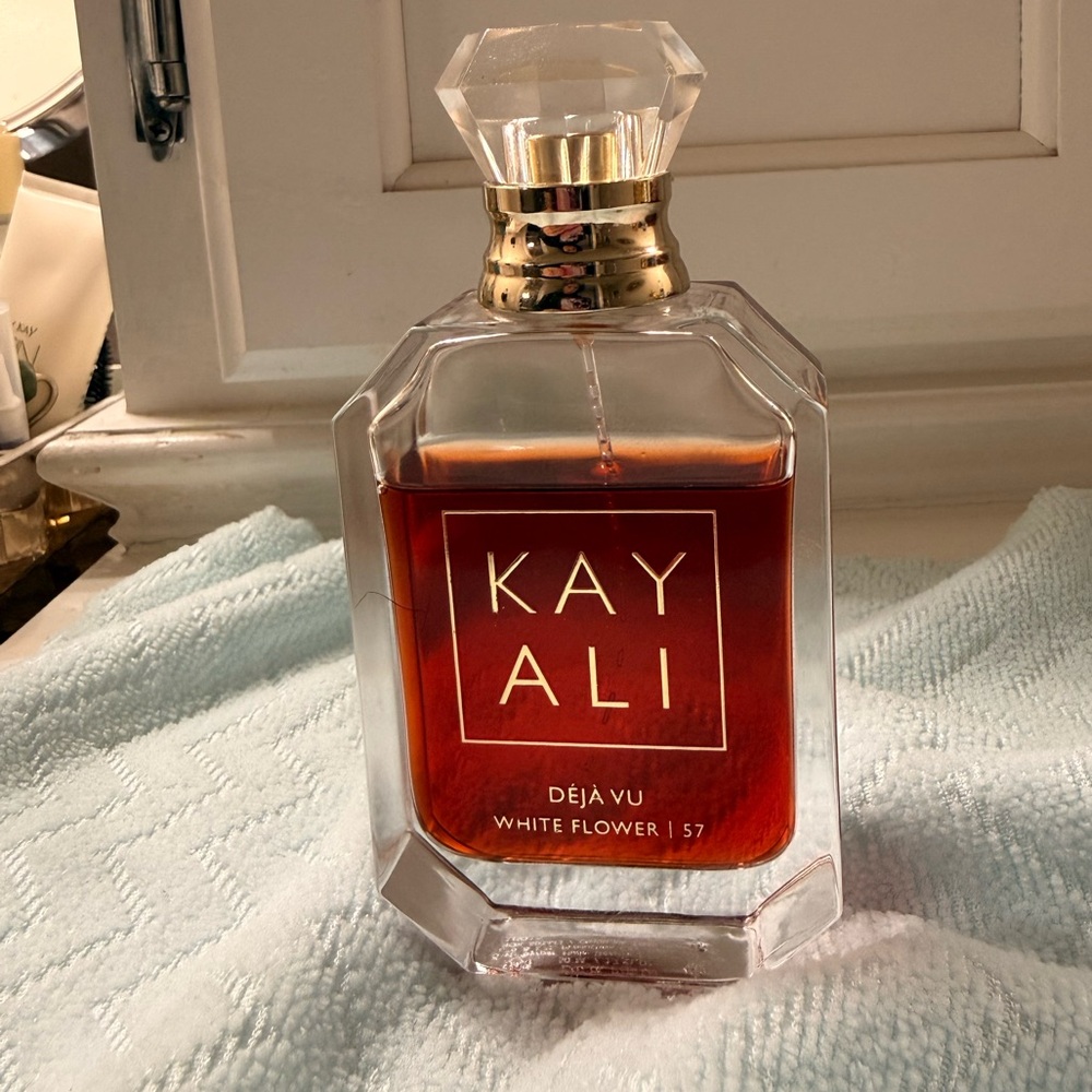 Kay Ali Déjà Vu White Flower 57